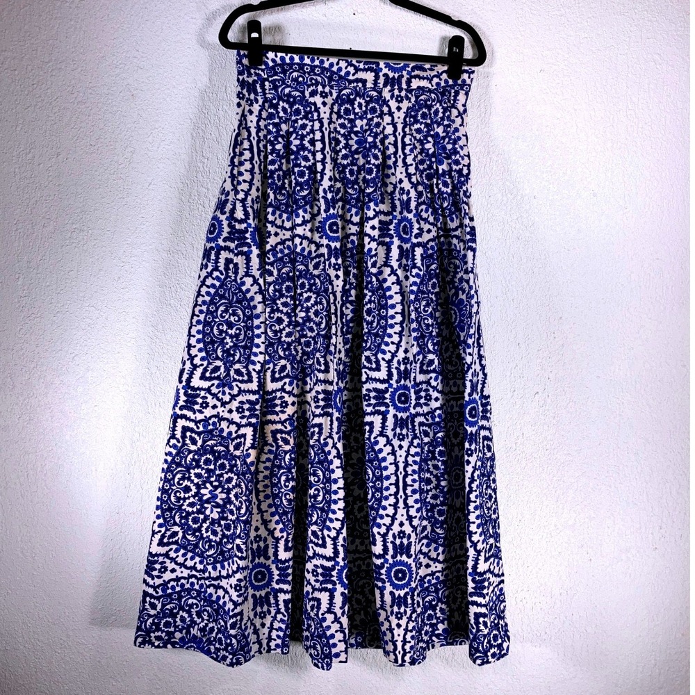 Talbots Blue White Medallion Print Cotton Midi Skirt Womens 10 Pleated A-Line
